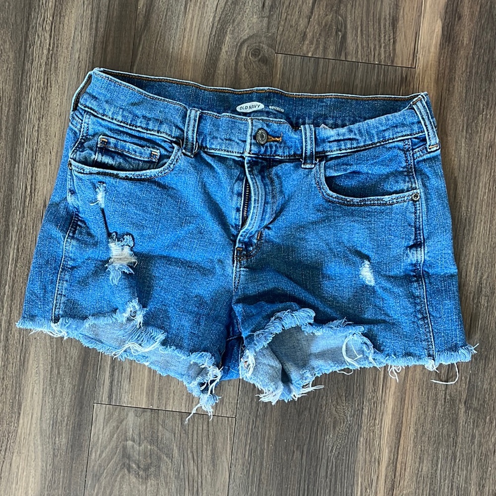 Cut off jean shorts